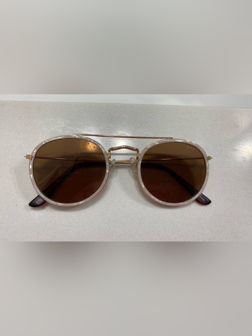 I-SEA All Aboard Women's Polarized Sunglasses Mother Of Pearl Frames